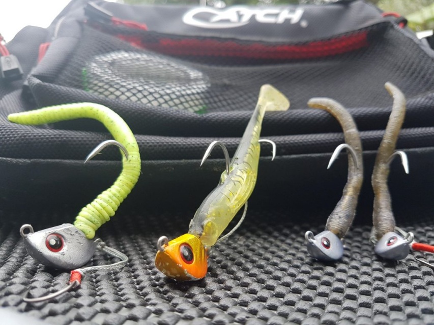 Stingaz jig head assist hooks